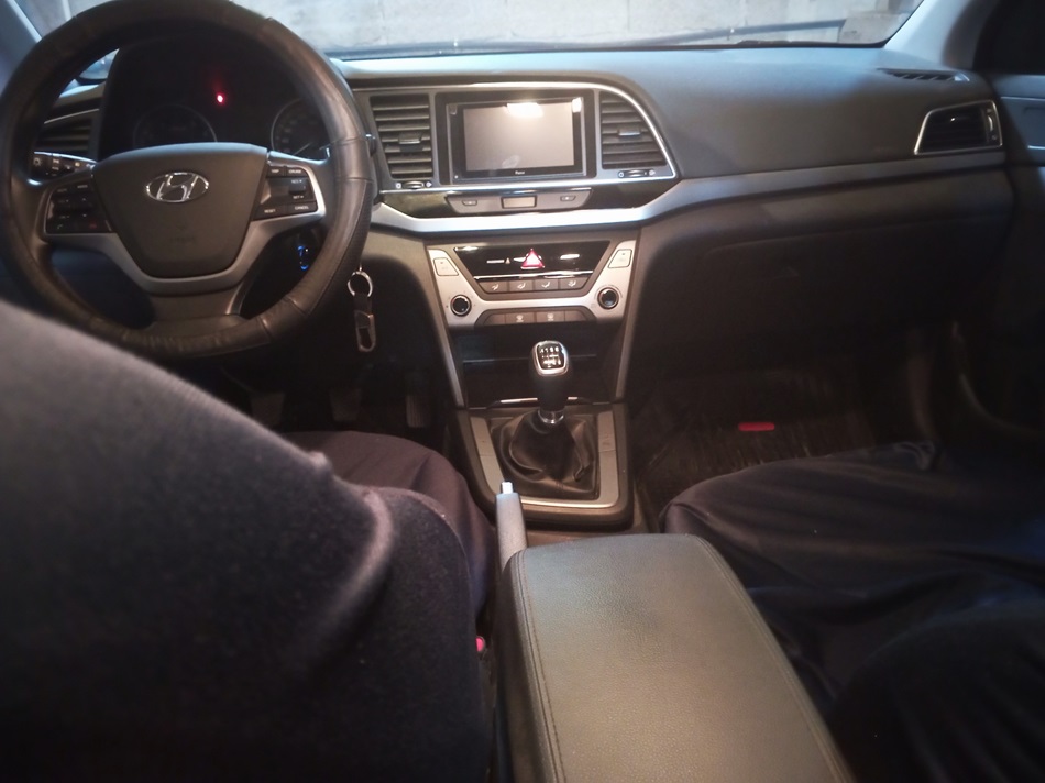 Hyundai elantra 2019 GLS